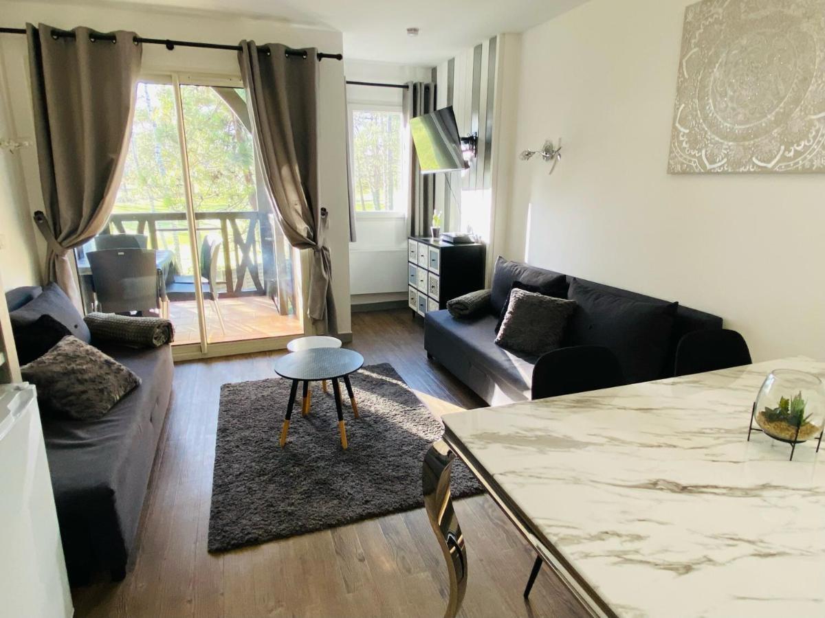Le Birdie 2102- Bel Appartement Pour 4 Dans Residence Golf Avec Piscine Deauville Ngoại thất bức ảnh